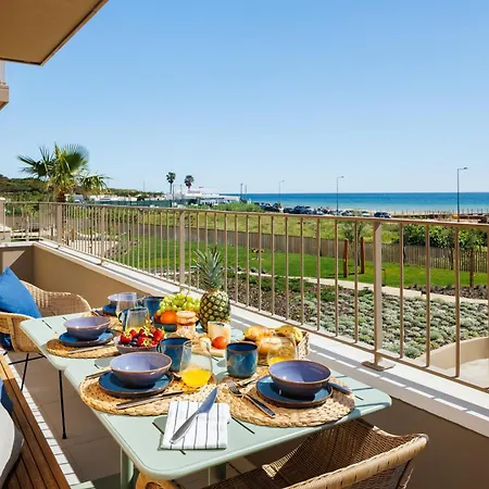 Seaview Bright Apartment - Oceanfront Luxury Apartamento Quarteira