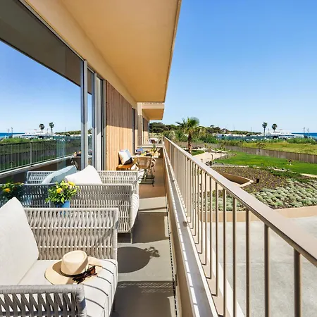 Apartamento Seaview Bright Apartment - Oceanfront Luxury Quarteira