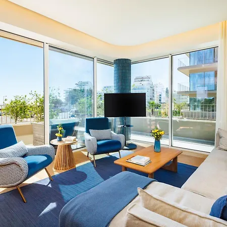 Seaview Bright - Oceanfront Luxury *