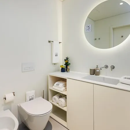 Apartamento Seaview Bright Apartment - Oceanfront Luxury Quarteira